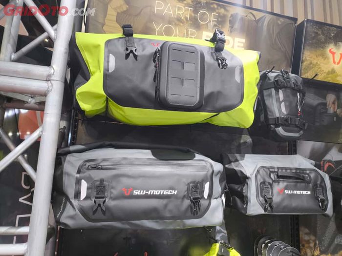 Untuk yang pertama ingin beli tas untuk motor, disarankan pilih drybag
