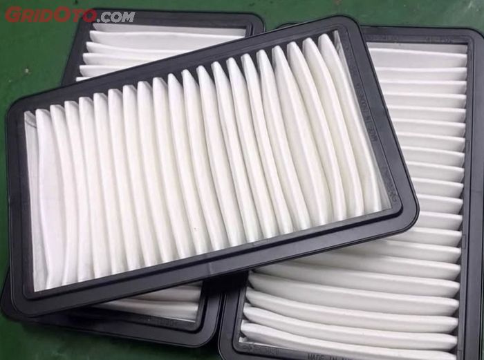 Ilustrasi filter udara mobil bekas