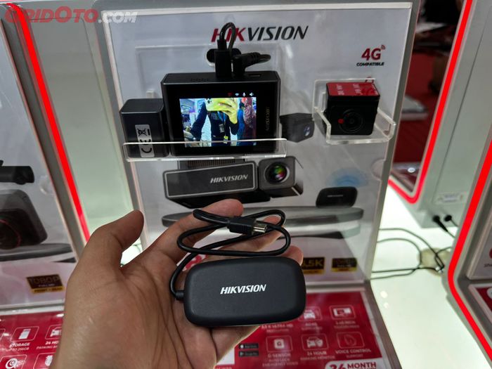 Hikvision Dashcam juga menghadirkan aksesoris terbaru mereka yaitu Hikdashcam 4G Box.