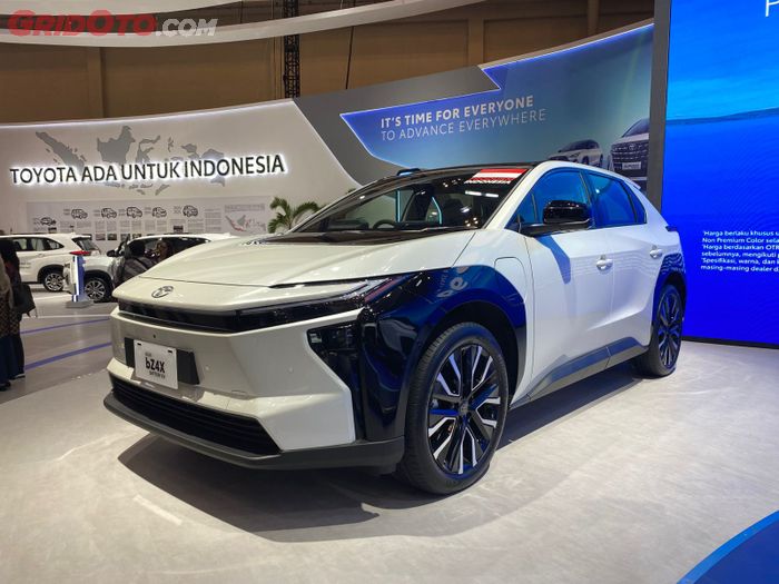 Toyota bZ4X spek CKD.