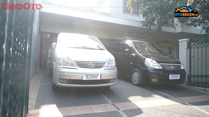 Ilustrasi mobil bekas pintu geser