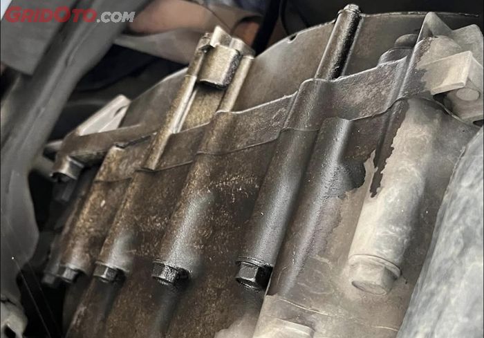 Komponen Mobil yang Paling Rentan Rusak Setelah Terendam Banjir