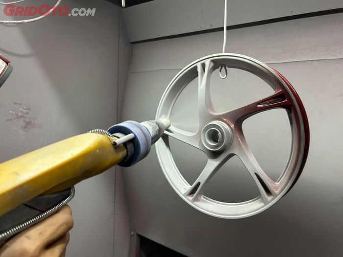 Pengerjaan powder coating bisa ditunggu, estimasi 6 sampai 7 jam