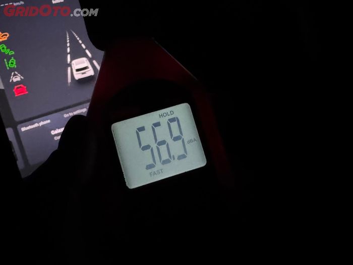 Kabin JAECOO J5 EV cukup kedap saat berjalan