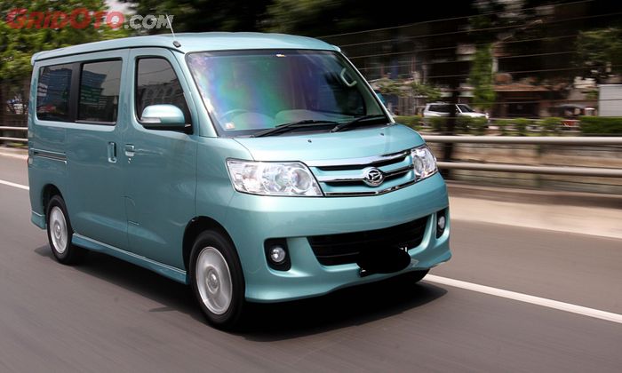 Ilustrasi mobil bekas Daihatsu Xenia