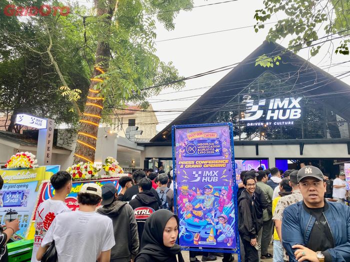 IMX Hub langsung diserbu pecinta IMX di Bandung, Jawa Barat