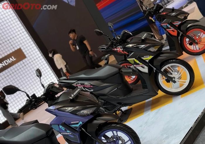 Honda Vario 125 Street hadir dengan warna yang menarik dan desain setang yang khas