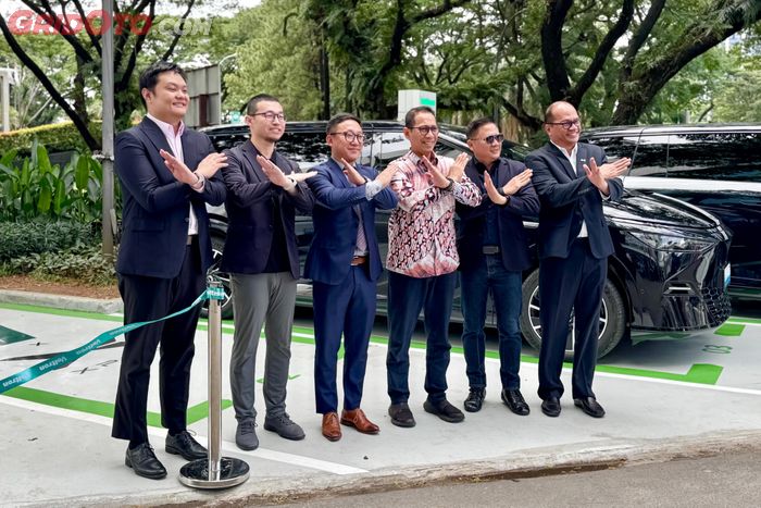 Peresmian Voltron 480 kW sekaligus menjalin kemitraan dengan XPENG Indonesia