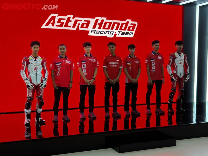 Astra Honda Racing Team (AHRT) akan berlaga di kejuaraan balap Nasional, Asia, dan Dunia 