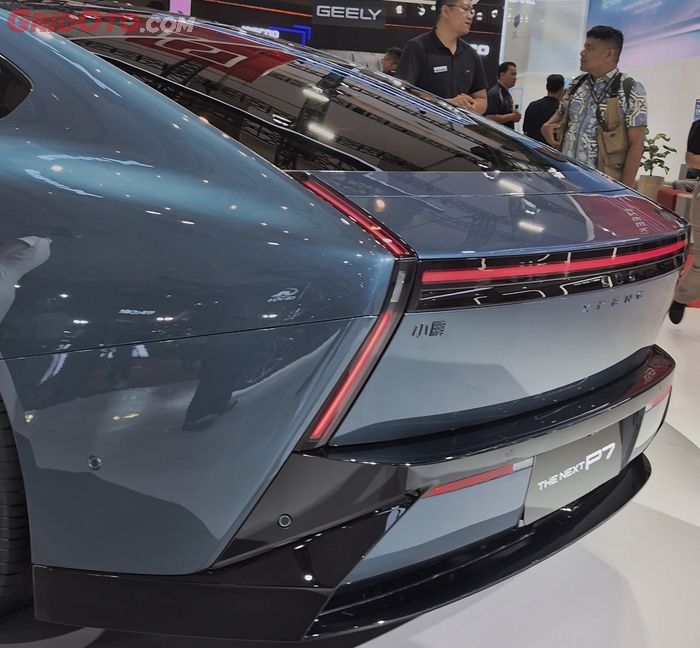Bagian belakang XPENG P7