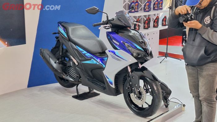 Yamaha Aerox Alpha blue warna terbaru 