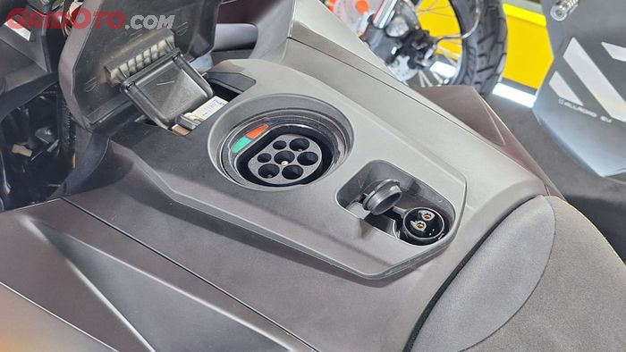 United RX6000 support Euro Type 2 SPKLU