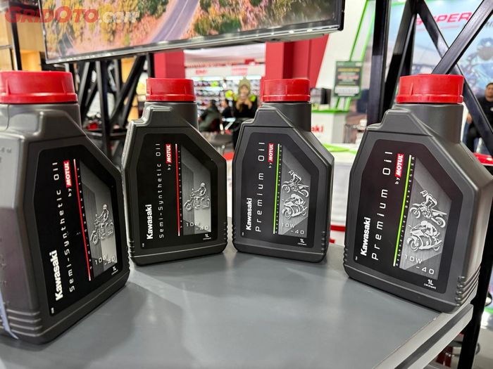 Kawasaki Premium Oil by Motul punya formula Ester