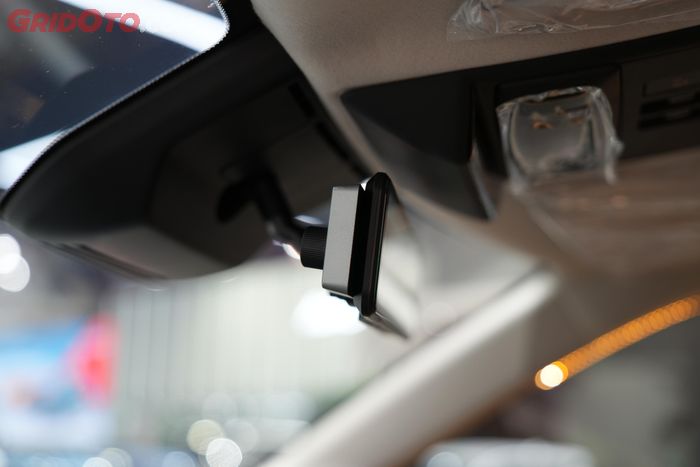 DVR Mitsubishi Destinator 55th Anniversary memiliki kamera depan dan belakang