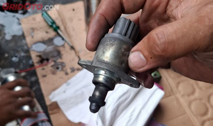 Ilustrasi idle speed control (ISC)