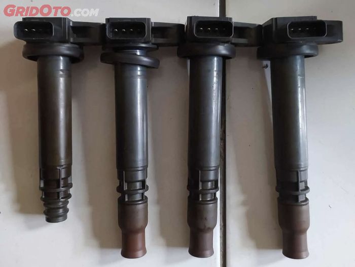 Ilustrasi koil mobil lemah