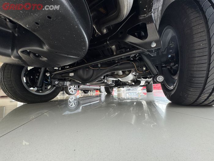 Sistem gerak belakang (RWD) yang terbukti tahan banting.