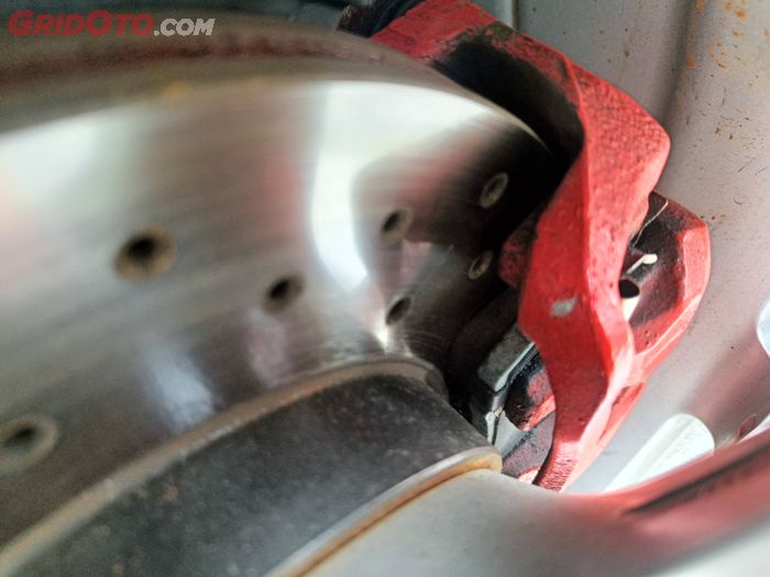 Kampas rem dengan piringan cakram