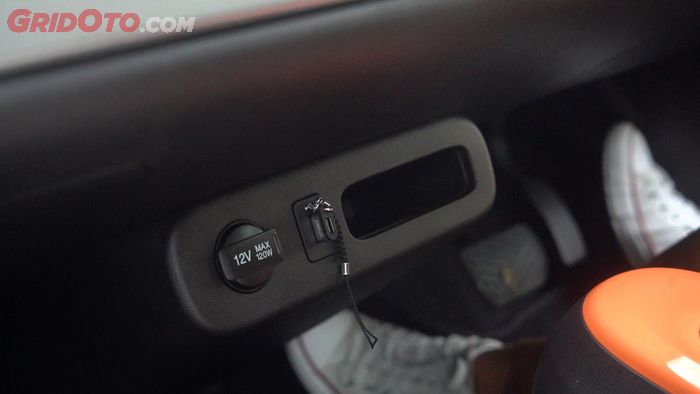 Kabin yang minim kompartemen penympanan