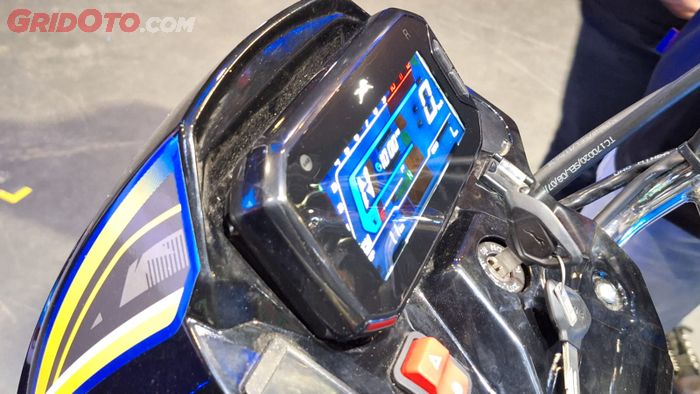 Layar speedometer digital TVS Armado 