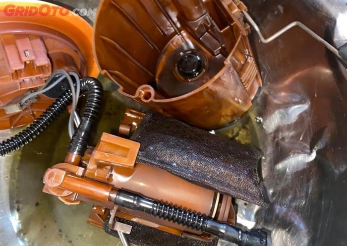 Filter bensin yang kotor