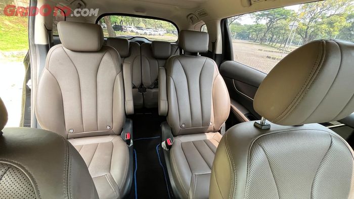 Kabin lega BYD M6 bikin penumpang nyaman