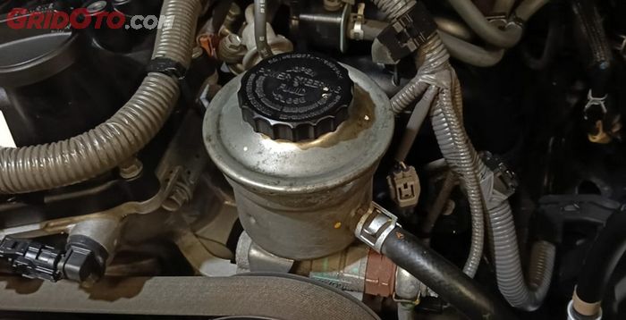 Tabung Reservoir oli power steering