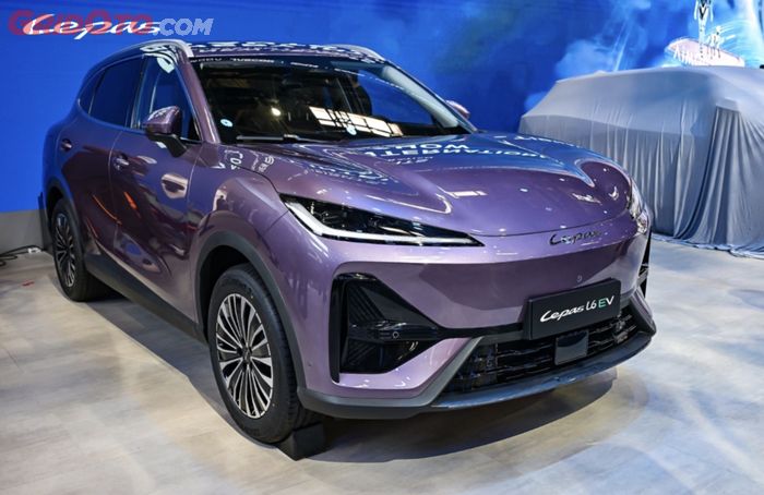 Lepas L6 BEV di Beijing Auto Show