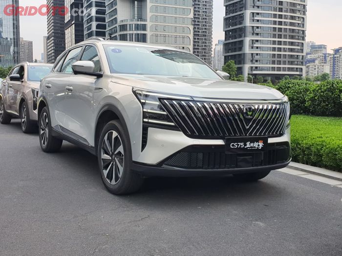 Changan CS75 Plus dengan BlueCore Hybrid