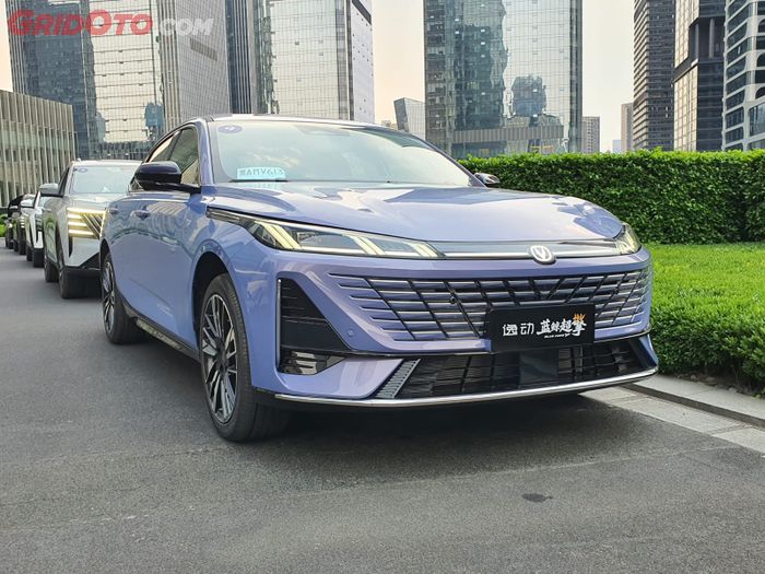 Changan EADO saat ditest di Chongqing, Tiongkok.