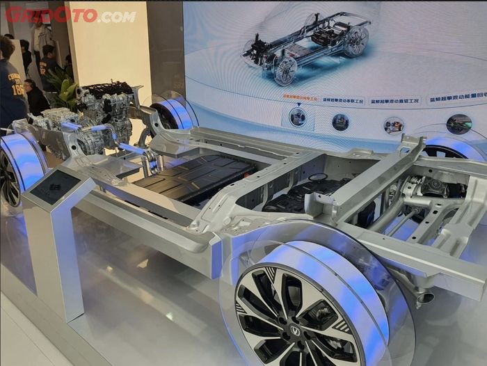 Teknologi Blue Core Hybrid tampil di booth Changan di Auto China 2026