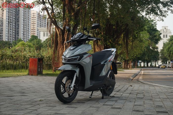 Secara desain, VinFast Viper jadi motor listrik paling sporty di lini produk VinFast e-Scooter.