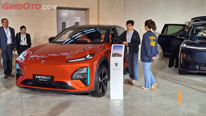 Changan Deepal S07 yang sudah meluncur duluan di Indonesia 