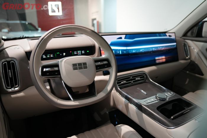 Dasbor interior Geely Galaxy M9 PHEV