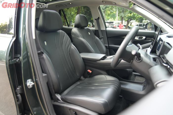 Kontur jok Geely Starray EM-i yang empuk meningkatkan kenyamanan