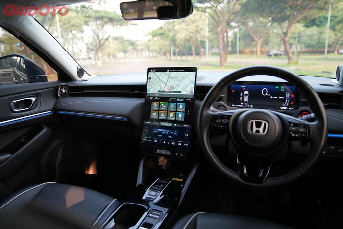 Interior Honda e:N1 lebih futuristis dan minimalis