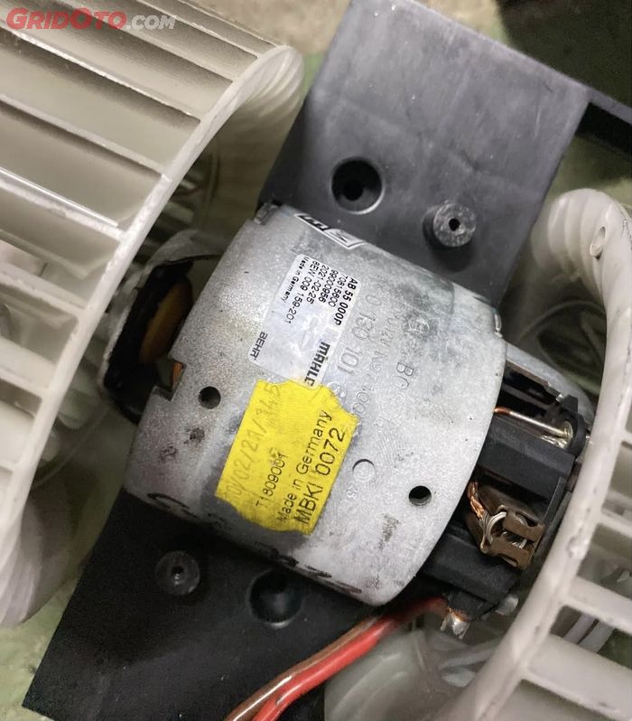 Blower ac mobil
