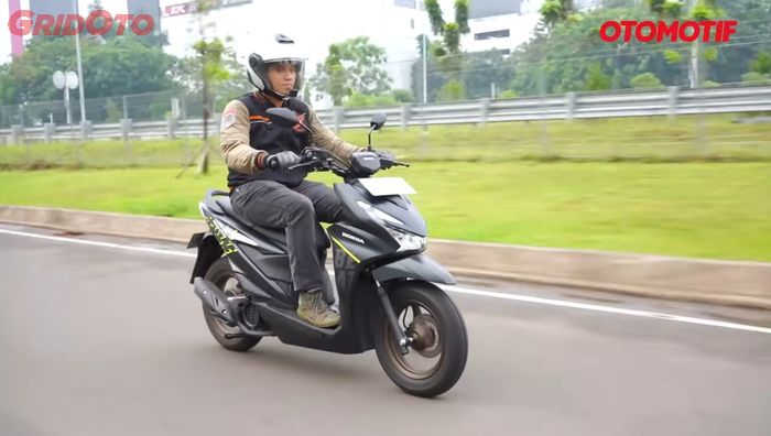 Posisi berkendara BeAT Street lebih rileks dibanding BeAT standar