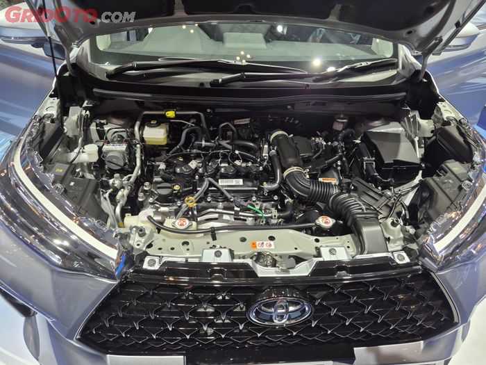 Dibalik kap mesin Toyota Veloz Hybrid