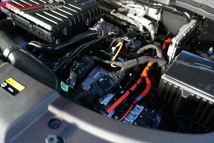 Motor listrik Jetour T1 i-DM bertenaga 201 dk dan torsi 310 Nm