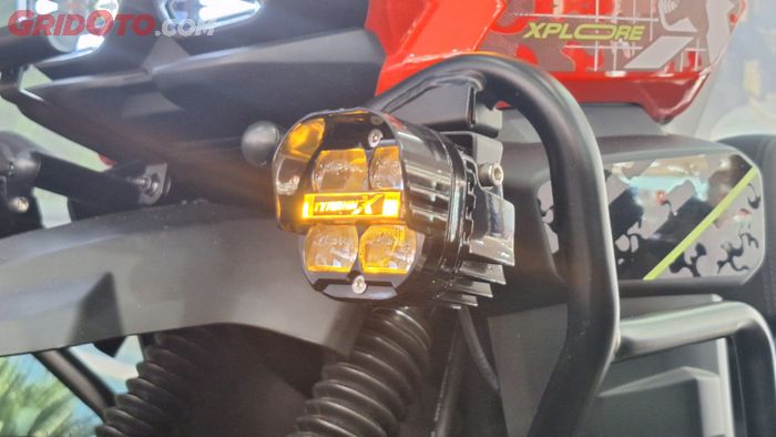 Indomobil eMotor Tyranno X kini dilengkapi dengan lampu  tambahan