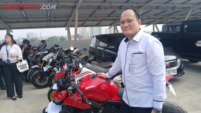 Mungki Hadipraktikto, semua kendaraan akan dilelang