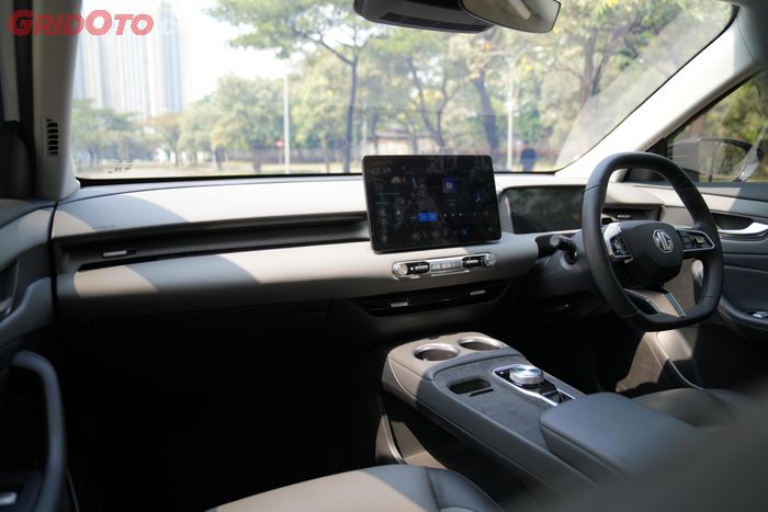 Interior MGS5 EV minimalis tapi tetap mewah