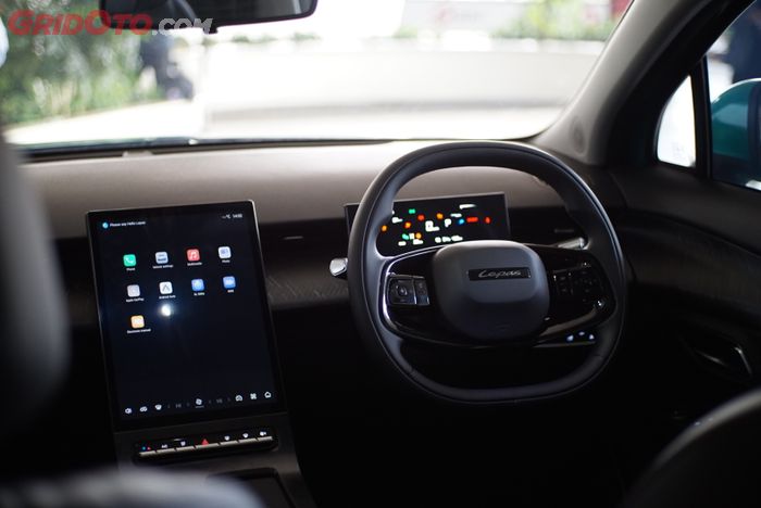 Interior Lepas E4 EV.