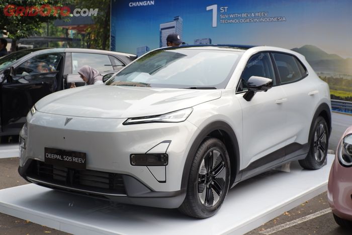 Changan Deepal S05 REEV di One Satrio, Jakarta.