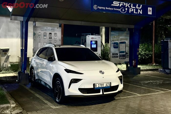 MGS5 EV Magnify Max charging di SPKLU PLN