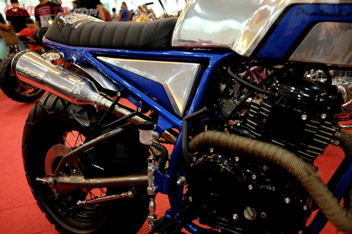 Yamaha Scorpio 225 bergaya scrambler di Kustomfest 2017