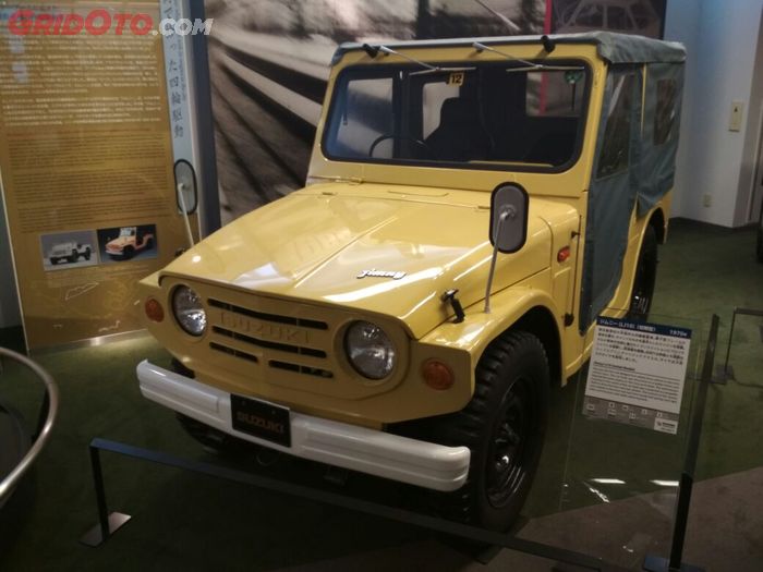 Suzuki Jimny di Museum Suzuki Plaza