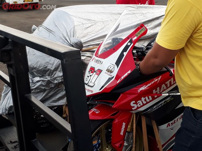 Motor Gerry Salim di Sirkuit Sentul