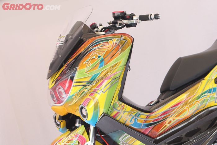 Yamaha NMAX Kuning Grafis Prokitt